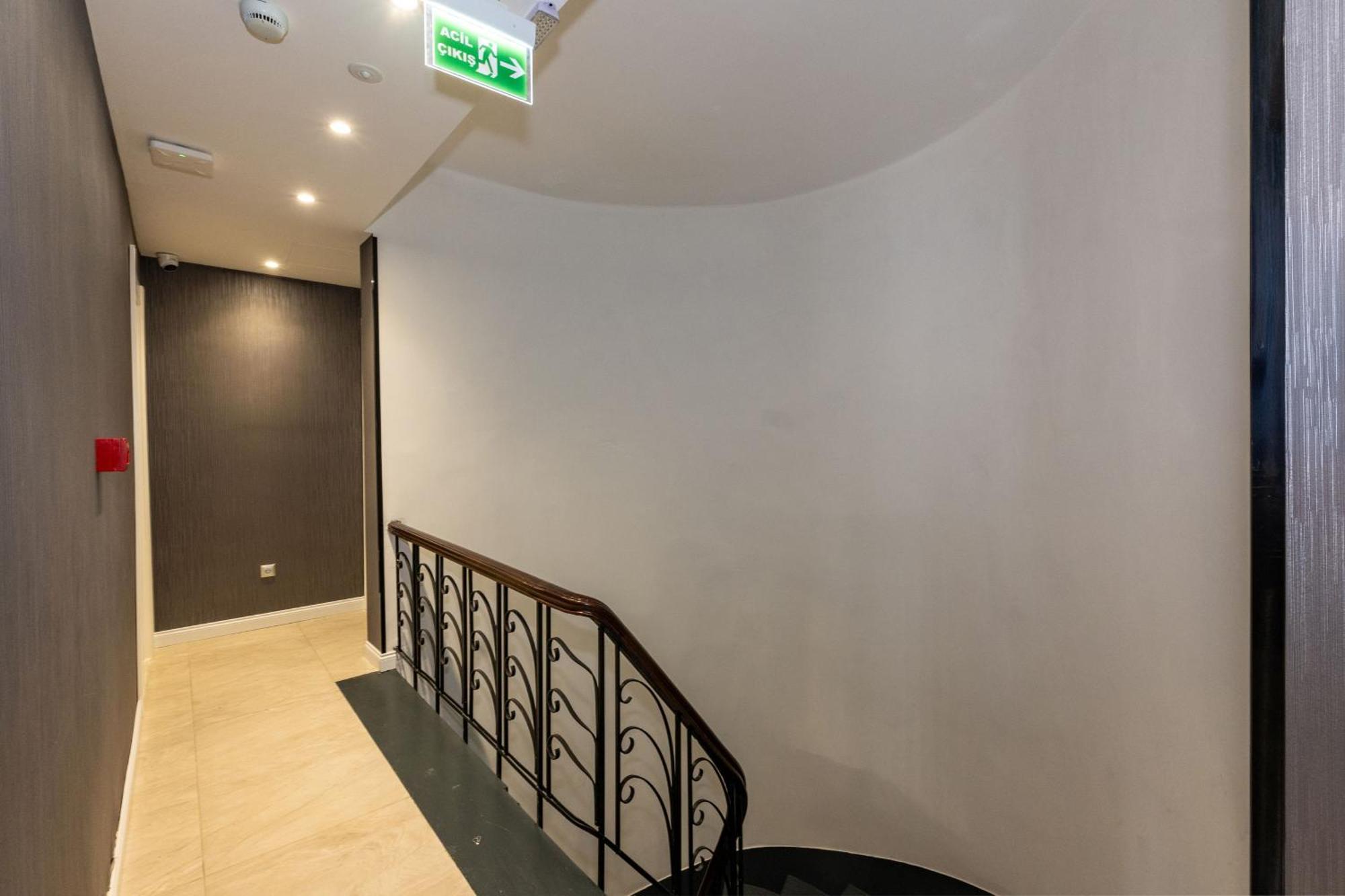 The Now Hotel Стамбул Экстерьер фото